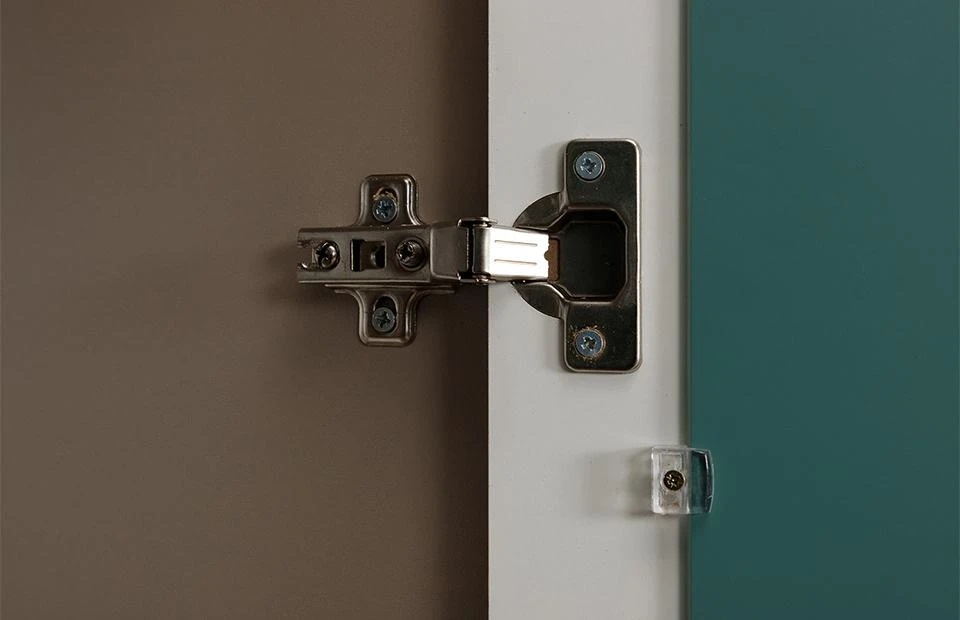 Фото - шкаф 3-дв Верона 2-ящ 