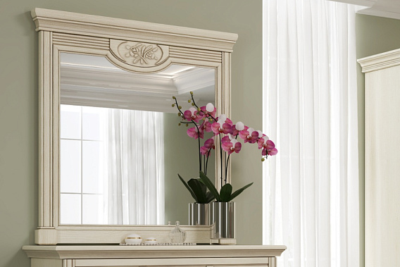 Фото - зеркало Изотта 