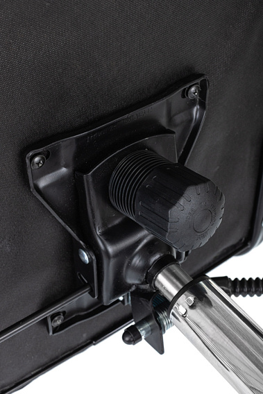 Фото - кресло руководителя Бюрократ CH Balance-LUX 