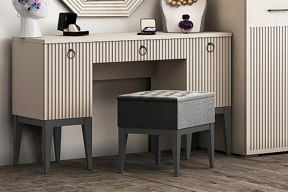 Фото - стол туалетный Хилтон 