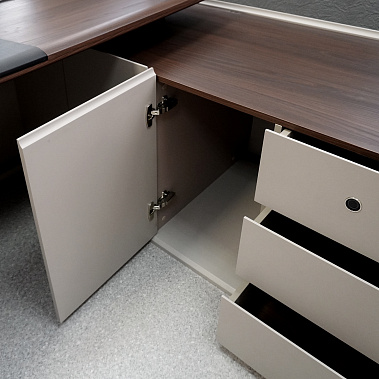 Фото - кабинет руководителя Астон 2 